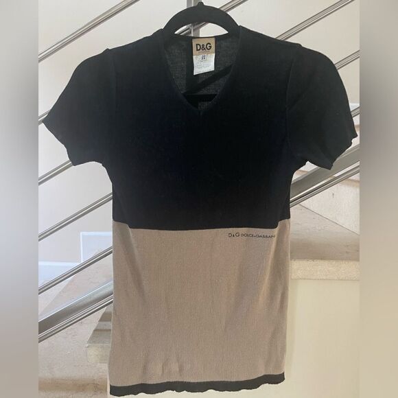 VINTAGE DOLCE & GABBANA BLACK & TAN KNIT SHORT SLEEVE TOP 44 EURO M/L - Picture 1 of 13